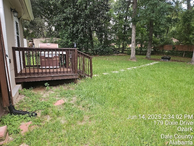 179 Dixie Dr, Ozark, AL 36360 - view of yard featuring a deck