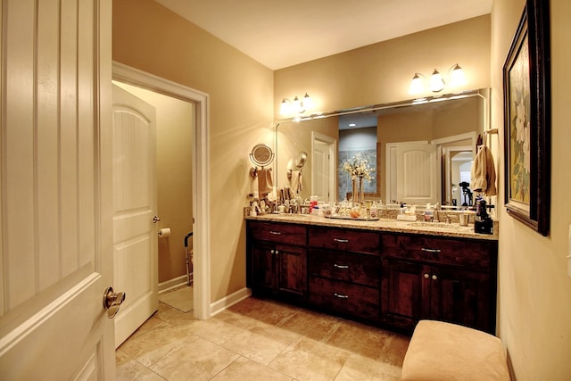 128 Hidden Creek Cir, Dothan, AL 36301 - full bathroom with double vanity and baseboards