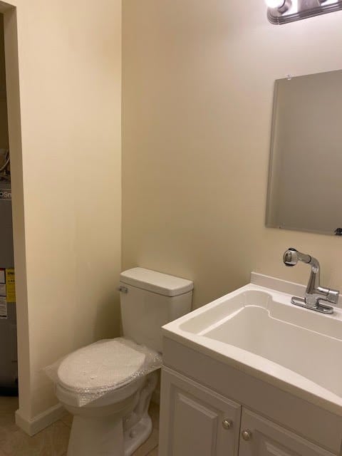 2308 Debbie Dr, Dothan, AL 36301 - half bath with vanity and toilet