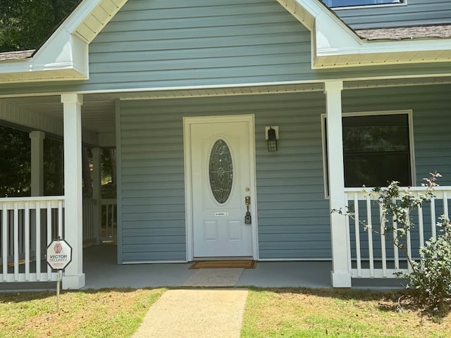 107 Comanche Cir, Enterprise, AL 36330 - view of exterior entry featuring a porch