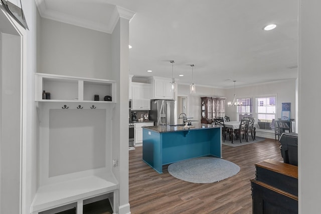 318 Oconee Dr, Midland City, AL 36350 - mudroom with a sink, ornamental molding, recessed lighting, dark wood-style floors, and a chandelier