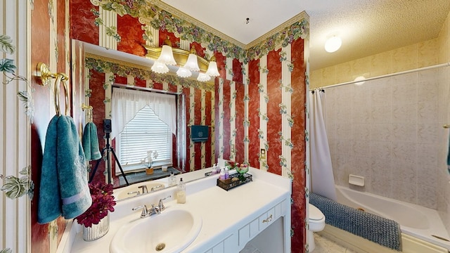 2104 Centenial Dr, Dothan, AL 36303 - bathroom featuring vanity and shower / tub combo