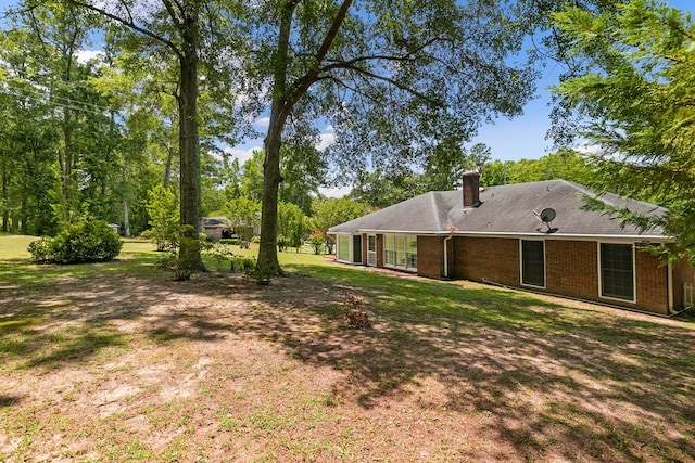 1104 Strathmore Ave, Dothan, AL 36303 - view of grassy yard