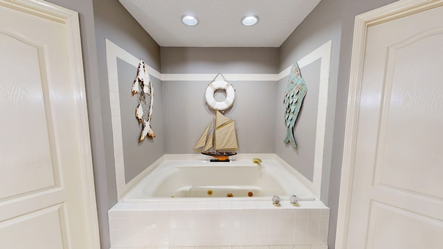 103 Yorkshire St, Dothan, AL 36305 - full bathroom featuring a jetted tub and recessed lighting