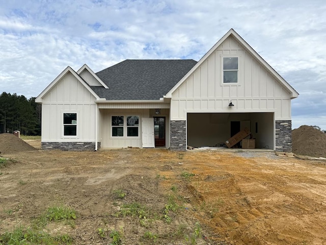 view of modern inspired farmhouse