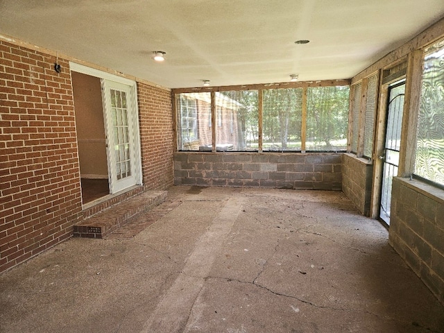 901 Grove St, Cottonwood, AL 36320 - unfurnished sunroom with healthy amount of natural light