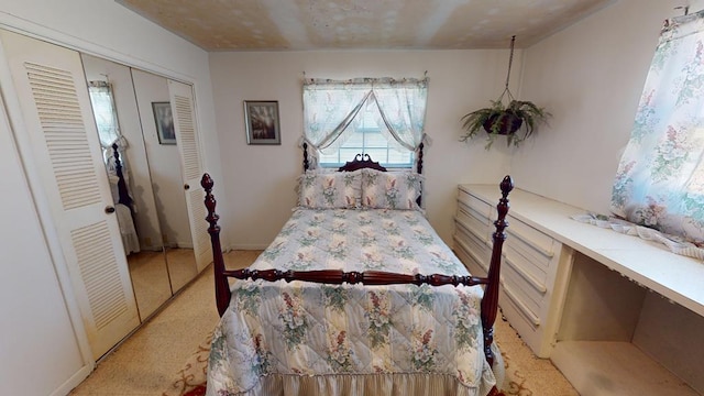 unfurnished bedroom featuring a closet