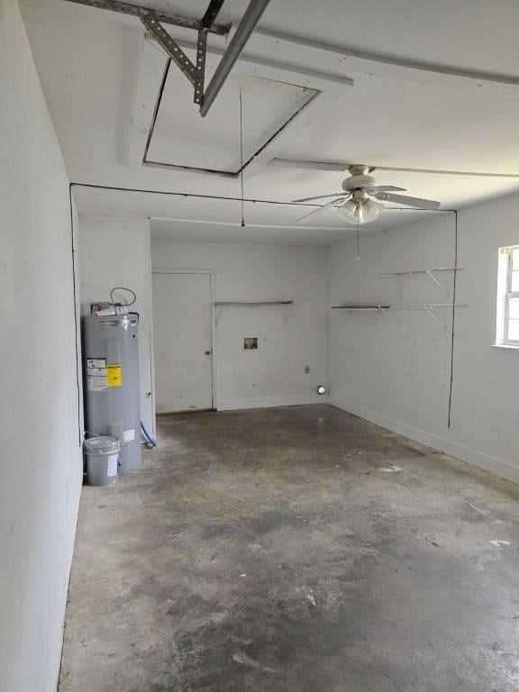 826 Old Newton Rd, Daleville, AL 36322 - garage featuring electric water heater