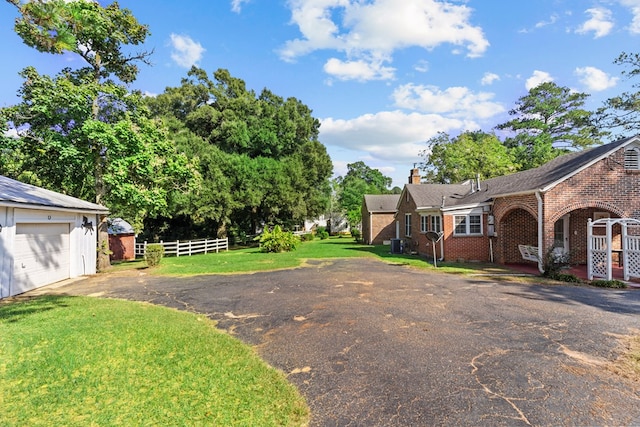 view of yard featuring central AC