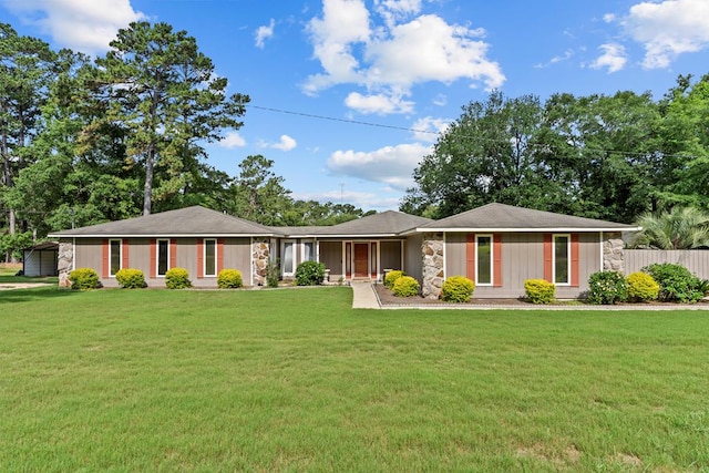 122 Greenview Cir, Dothan, AL 36301 - ranch-style home with stone siding and a front yard