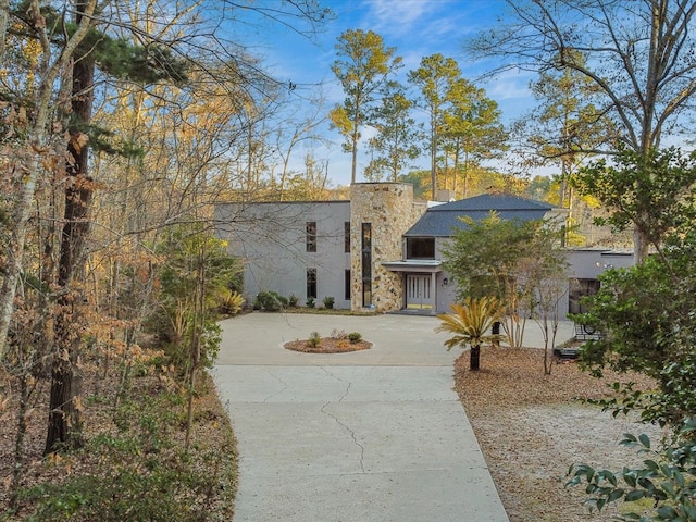 view of front of house