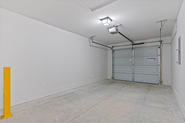 1182 N N Park Ave, Dothan, AL 36303 - garage featuring a garage door opener and electric panel