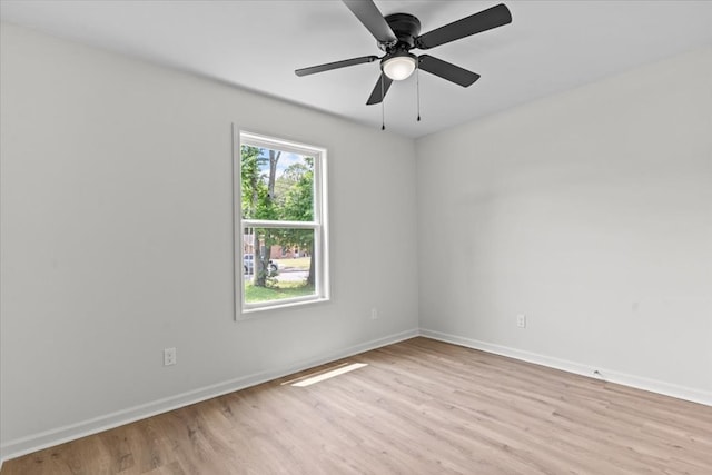 1182 N N Park Ave, Dothan, AL 36303 - empty room featuring light wood-type flooring and ceiling fan