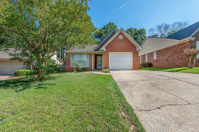 706 W Roxbury Rd, Dothan, AL 36305 - single story home featuring driveway, brick siding, a garage, and a front lawn