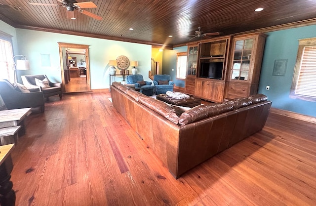 2837 Woodham Rd, Dothan, AL 36303 - living area featuring ceiling fan, wood-type flooring, crown molding, and recessed lighting