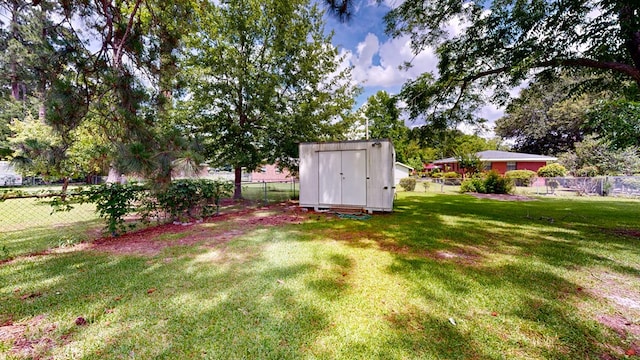 505 Massee Dr, Dothan, AL 36301 - fenced backyard featuring a storage shed