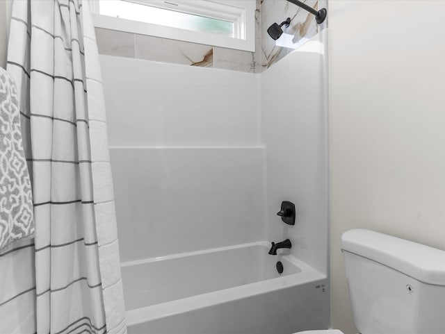146 County Road 657, Chancellor, AL 36316 - bathroom with shower / bath combination with curtain and toilet