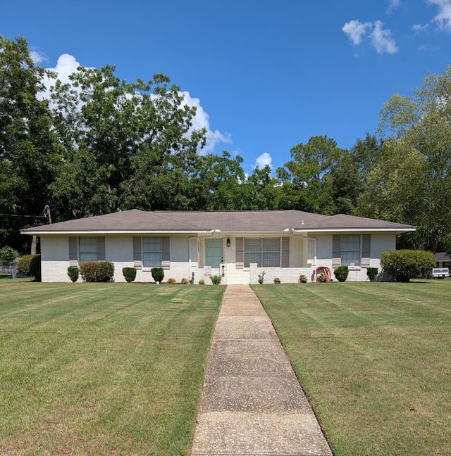 115 Armstrong St, Headland, AL 36345 - photo 1
