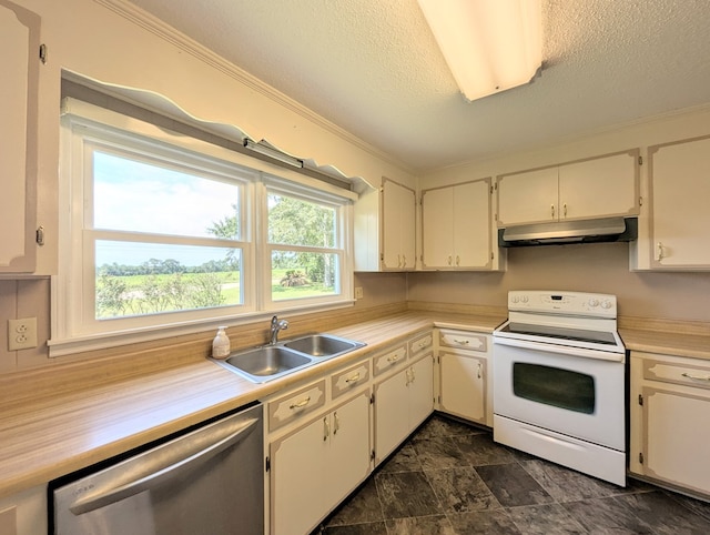 602 Cobb Rd, Dothan, AL 36301 - kitchen featuring white range with electric cooktop, dishwasher, under cabinet range hood, light countertops, and a textured ceiling