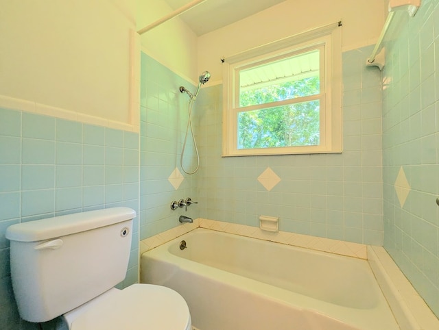 602 Cobb Rd, Dothan, AL 36301 - full bath with tile walls and bathing tub / shower combination