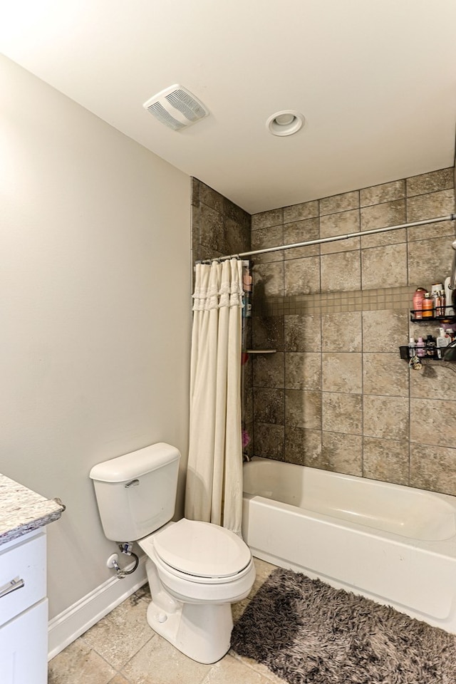 120 Puent Dr, Dothan, AL 36301 - full bath with baseboards, toilet, shower / bath combo with shower curtain, vanity, and recessed lighting