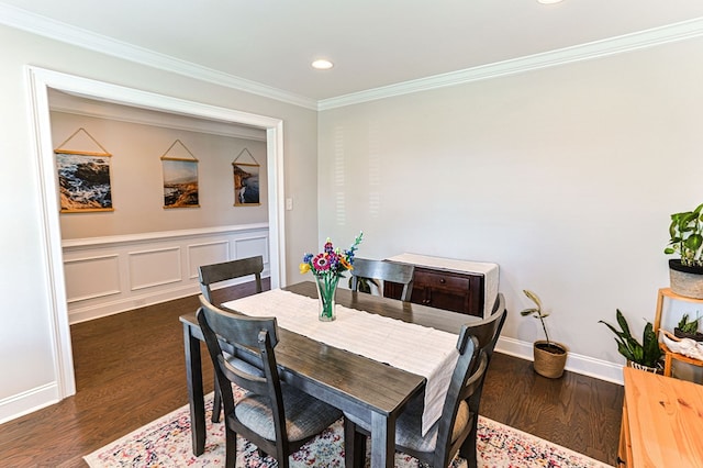120 Puent Dr, Dothan, AL 36301 - dining room featuring dark wood finished floors, ornamental molding, recessed lighting, and baseboards