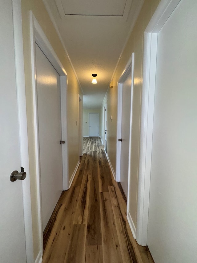 629 Coe Dairy Rd, Dothan, AL 36301 - hall featuring wood finished floors and crown molding