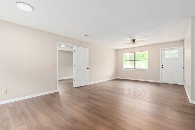 212 Johanna Dr, Ozark, AL 36360 - unfurnished room with ceiling fan and wood finished floors