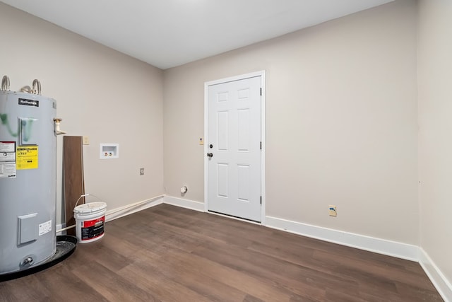 212 Johanna Dr, Ozark, AL 36360 - utility room with water heater