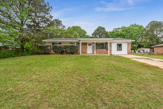 212 Johanna Dr, Ozark, AL 36360 - single story home with brick siding and a front yard