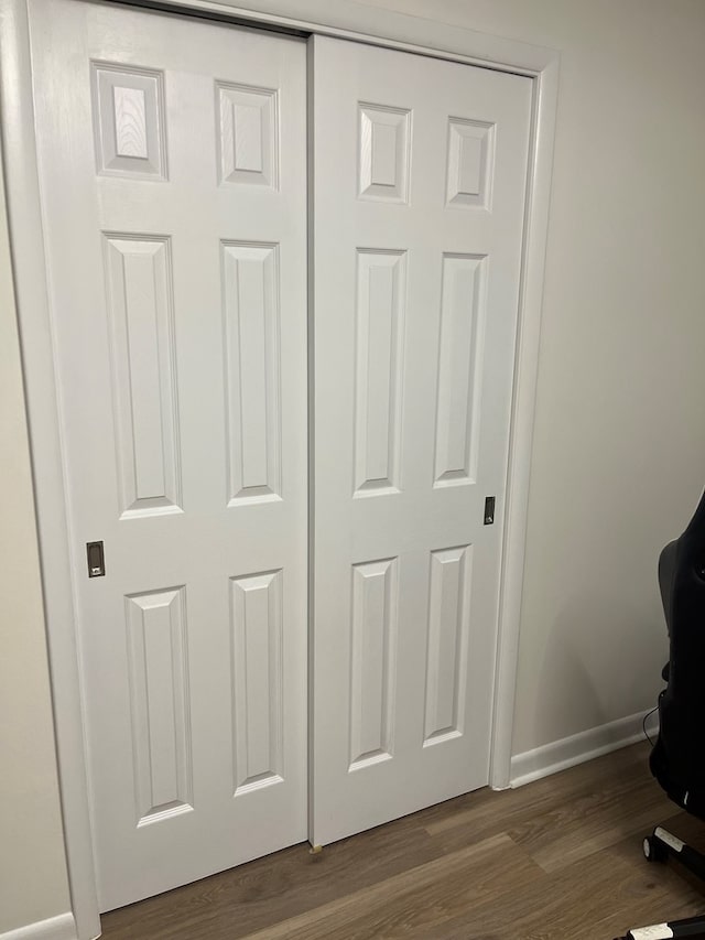 16 Holman St, Daleville, AL 36322 - detailed view of baseboards and wood finished floors