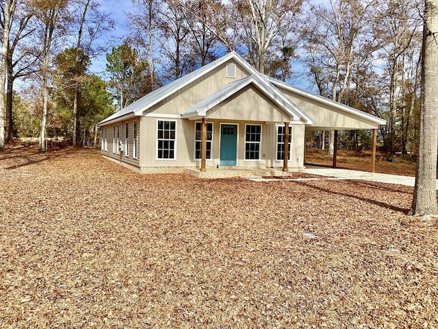 view of front of home with a porch