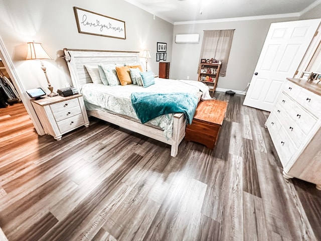 178 W Lawrence Harris Hwy, Slocomb, AL 36375 - bedroom featuring dark wood-style floors and crown molding