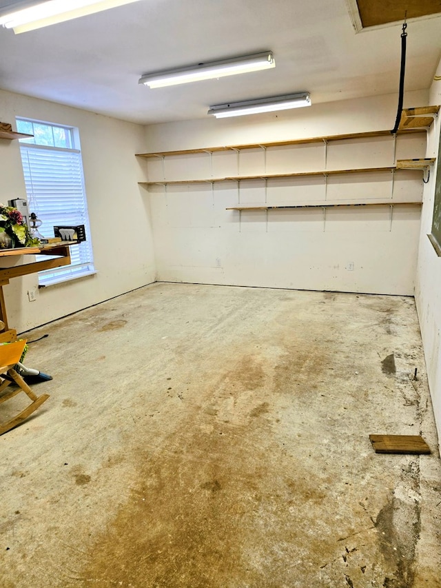 2230 W County Road 16, Headland, AL 36345 - interior space