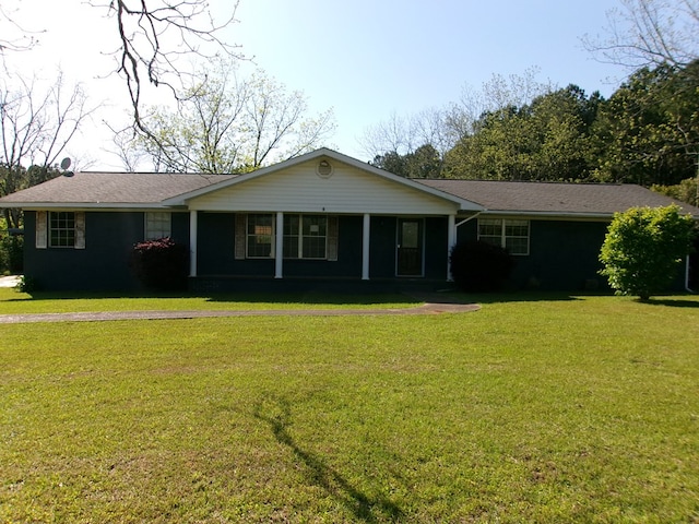 5559 N County Road 69, Newton, AL 36352 - single story home featuring a front lawn