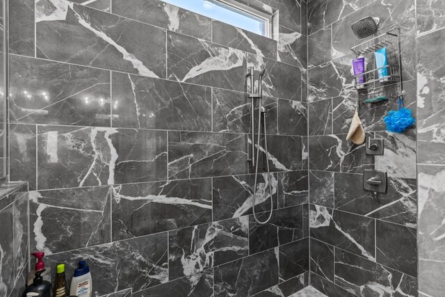 213 Archer Trl, Enterprise, AL 36351 - full bathroom featuring tiled shower