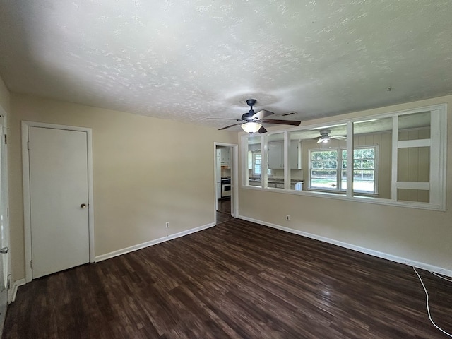 402 Reid Dr, Dothan, AL 36301 - unfurnished room featuring wood finished floors, a ceiling fan, and a textured ceiling