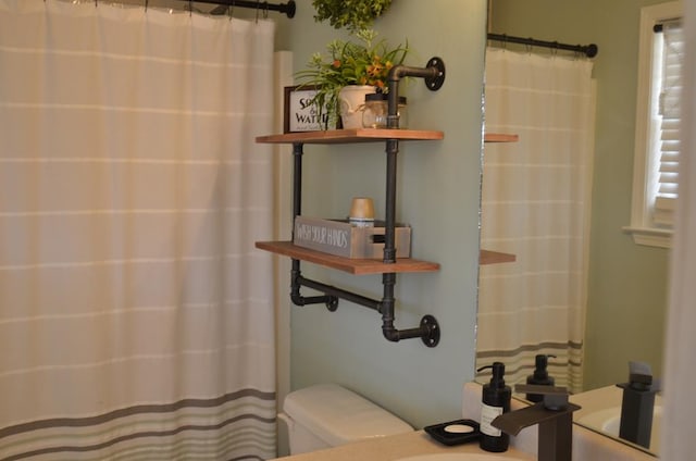 124 Whitney Ave, Enterprise, AL 36330 - bathroom with vanity and curtained shower