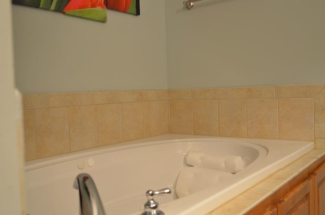 124 Whitney Ave, Enterprise, AL 36330 - bathroom featuring a garden tub