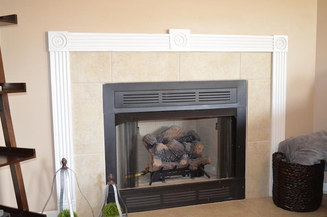 124 Whitney Ave, Enterprise, AL 36330 - detailed view of a tile fireplace