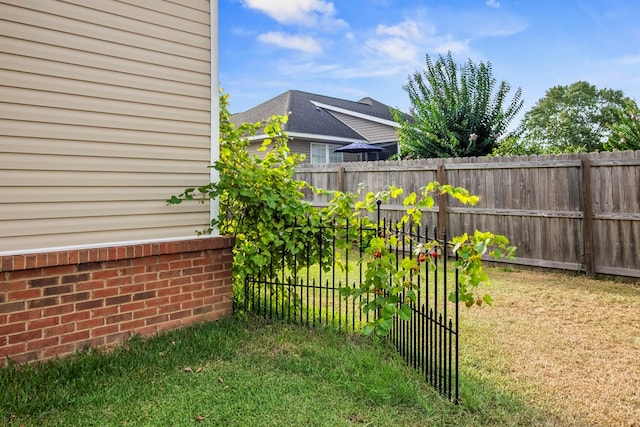 115 Brittany Dr, Dothan, AL 36301 - view of yard