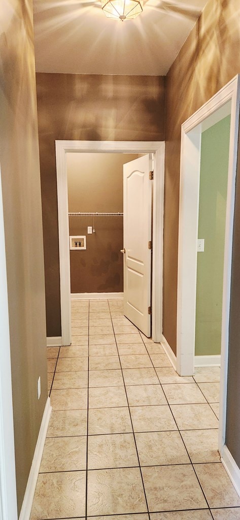 301 Roslyn Glen Way, Dothan, AL 36305 - hall with light tile patterned floors