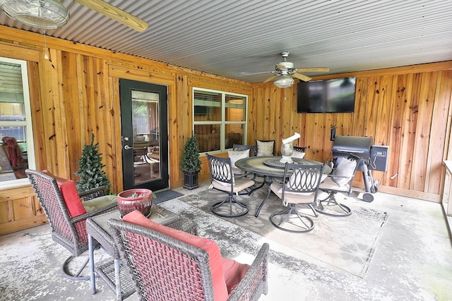 view of patio / terrace with outdoor dining space and ceiling fan