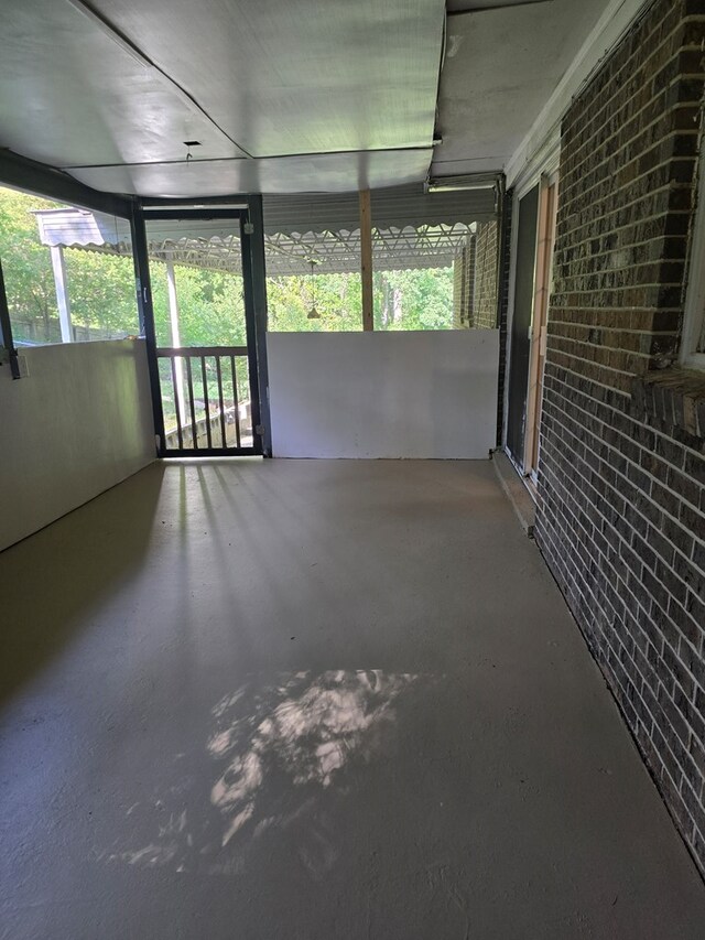 100 Pridmore St, Daleville, AL 36322 - view of unfurnished sunroom