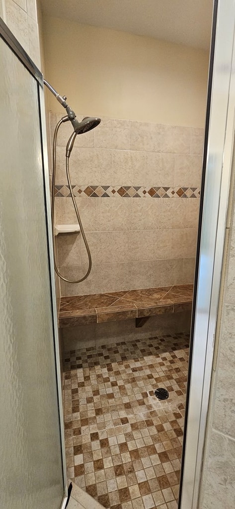 bathroom featuring a shower