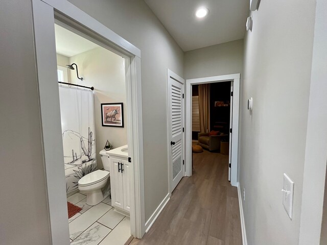 212 Neenan Dr, Enterprise, AL 36330 - corridor featuring baseboards