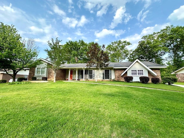 1317 Cambridge Rd, Dothan, AL 36305 - photo 1