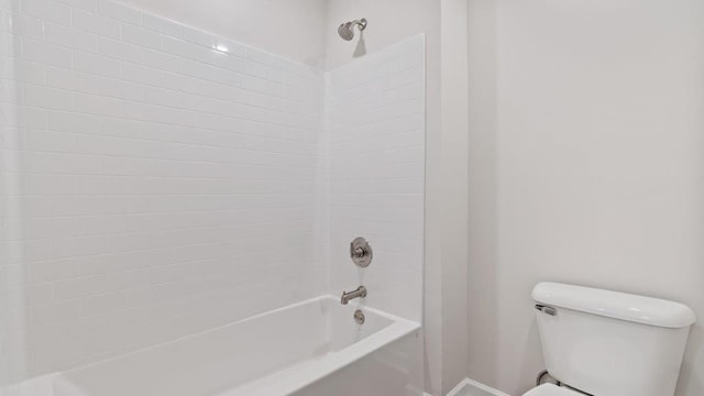 109 Creekridge St, Headland, AL 36345 - bathroom featuring toilet, tub / shower combination, and baseboards