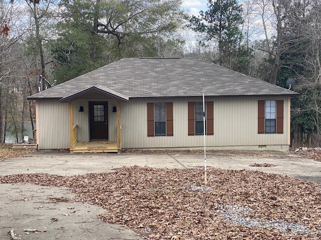 view of front of property