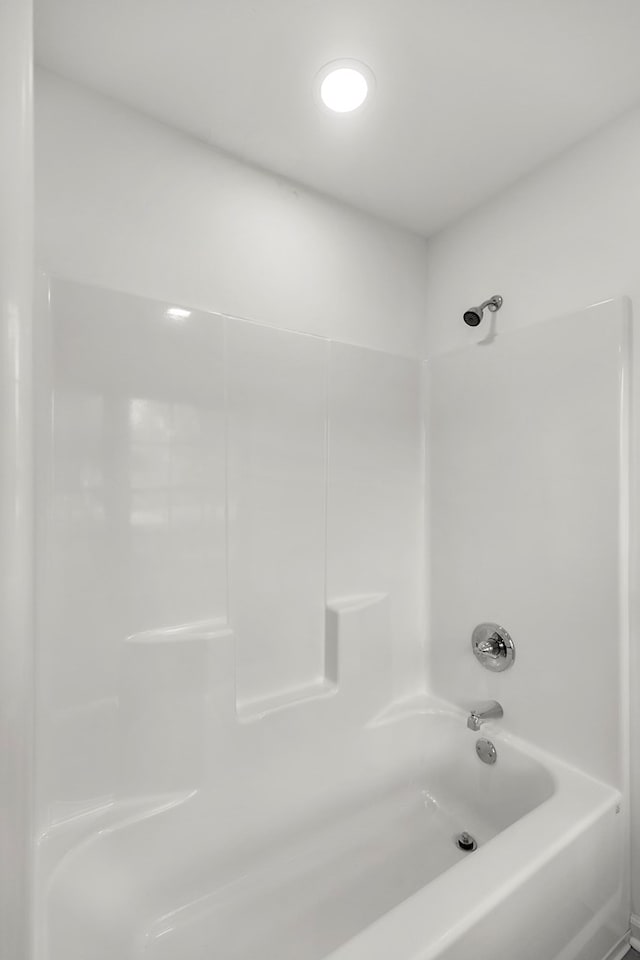 1700 Randall Rd, Dothan, AL 36303 - bathroom with shower / bathtub combination